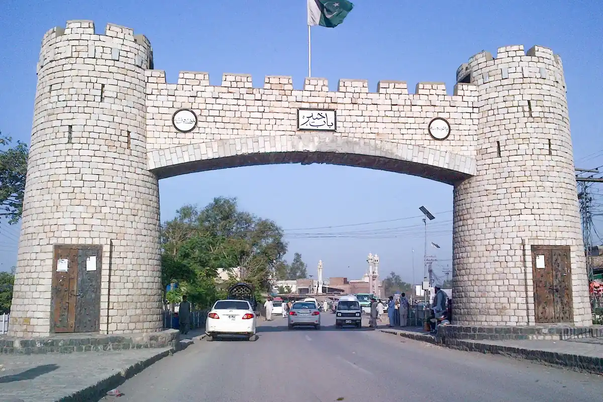 Bab-e-Khyber gate at Peshawar