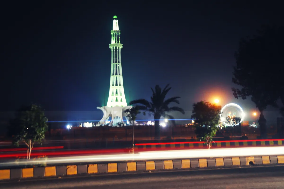 Minar-e-Pakistan in Lahore illuminated at night