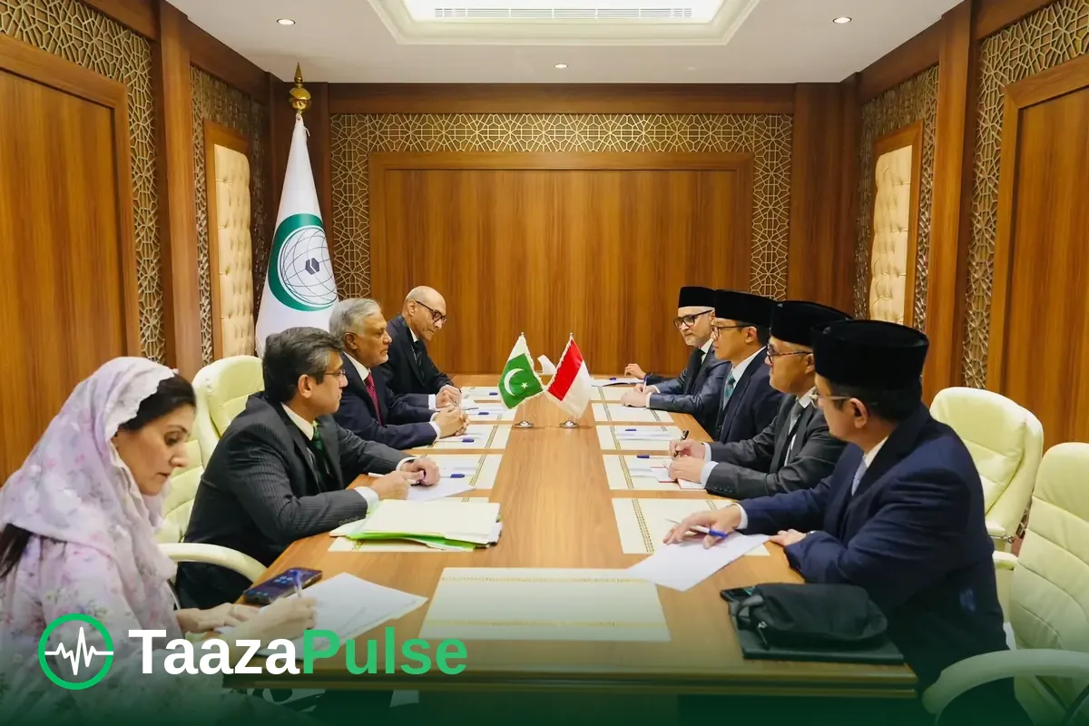 Ishaq Dar at a diplomatic meeting in Jeddah in 2025