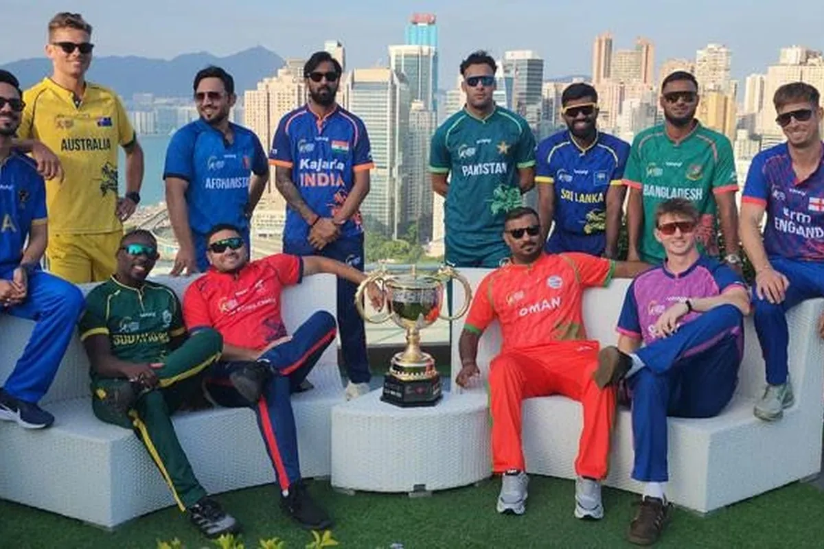 Captains of the 12 Hong Kong Sixes teams with the trophy