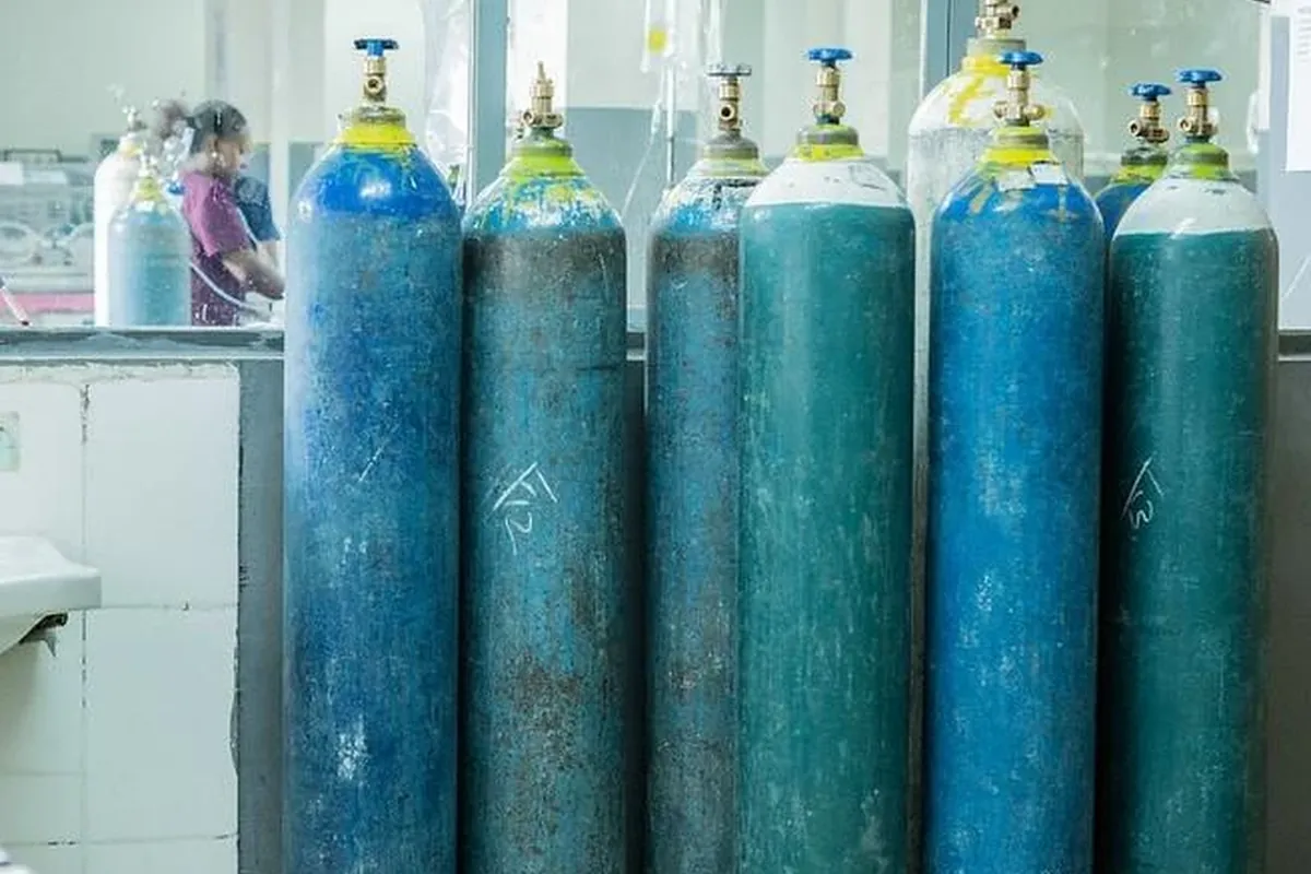 Medical oxygen cylinders used in ambulances and hospitals